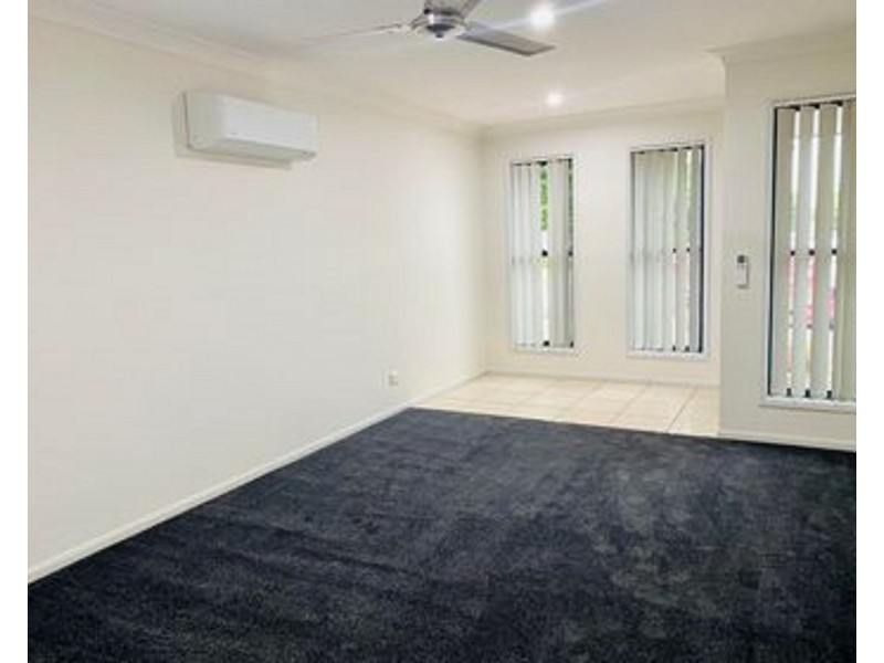 1/15 Bilgola Place, Blacks Beach QLD 4740