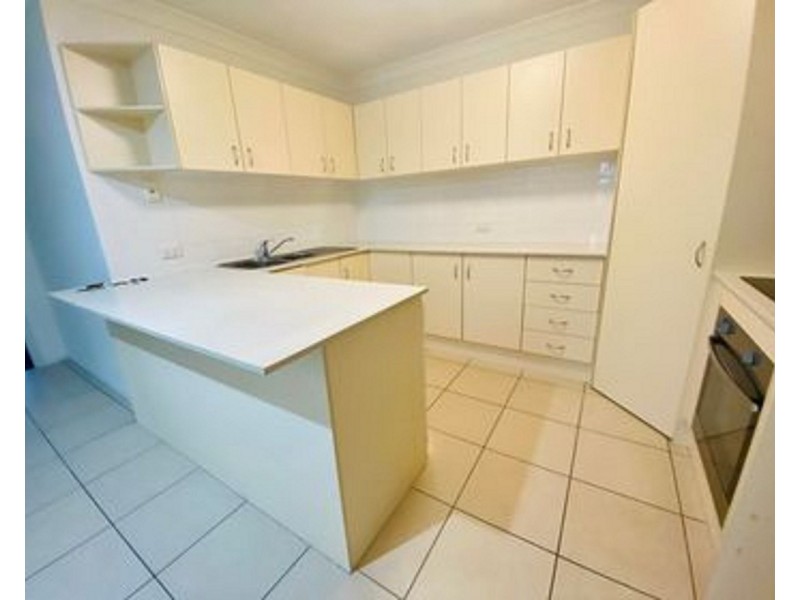 1/15 Bilgola Place, Blacks Beach QLD 4740