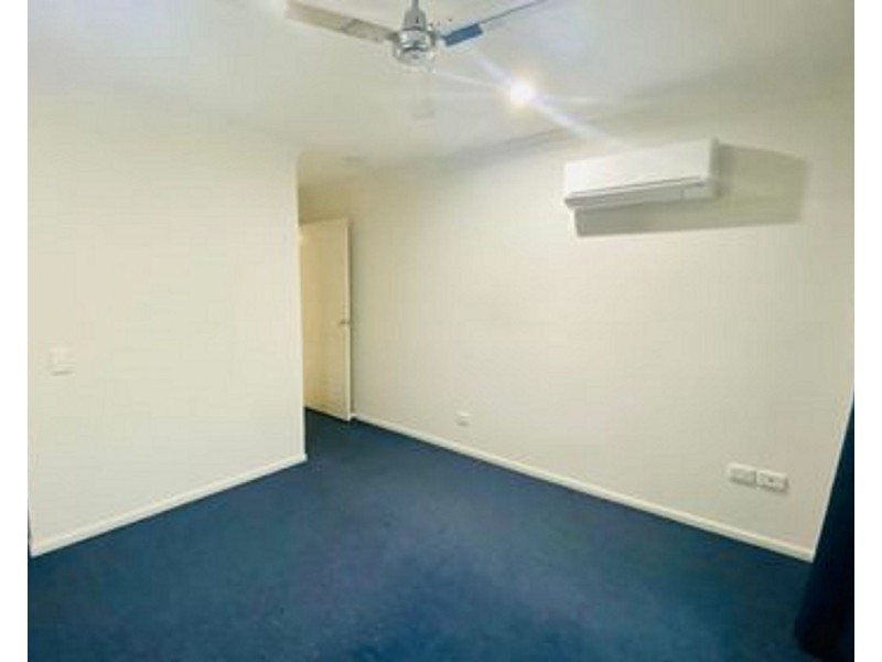 1/15 Bilgola Place, Blacks Beach QLD 4740