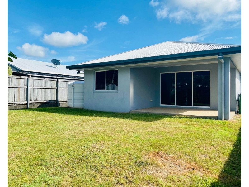 18 Montgomery Street, Rural View QLD 4740