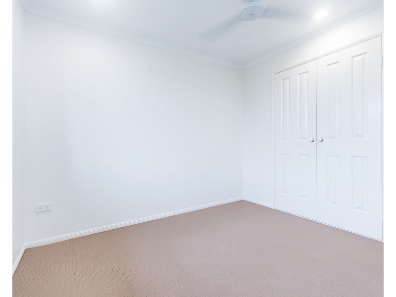 2/7 Collins Court, Eimeo QLD 4740