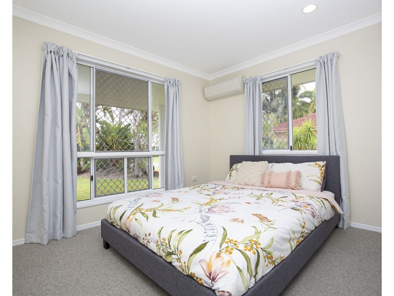 19 Border Street, Glenella QLD 4740