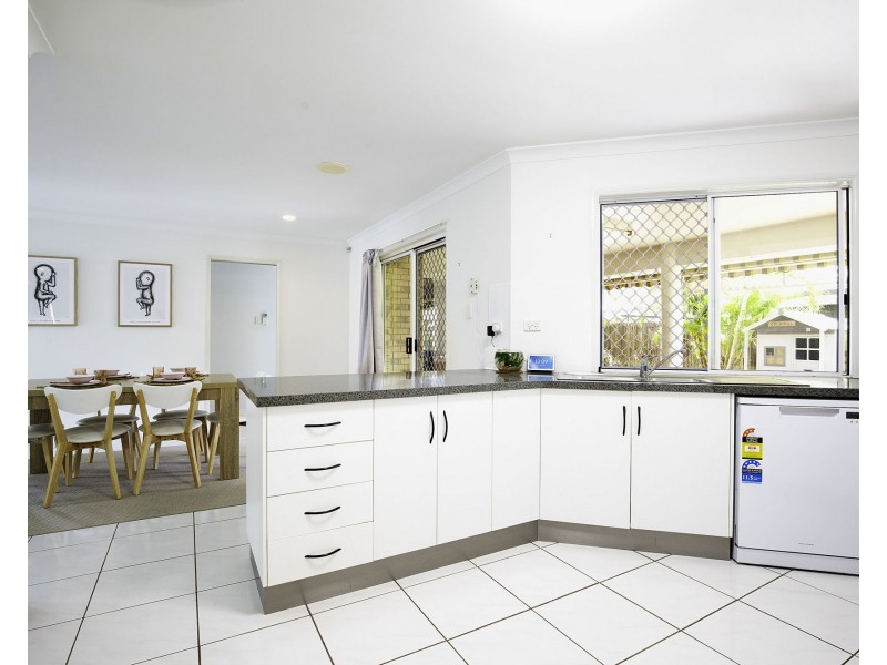 19 Border Street, Glenella QLD 4740