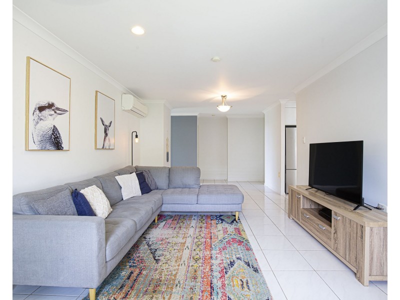 19 Border Street, Glenella QLD 4740