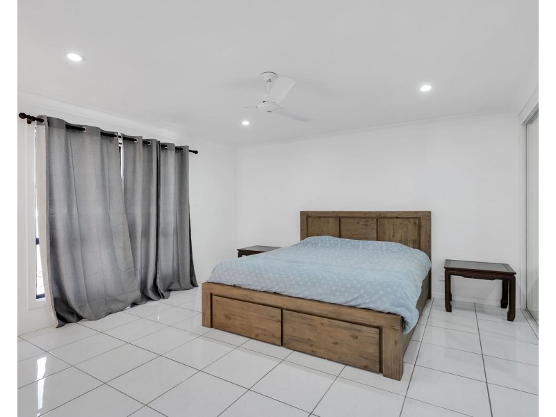 8 Shetland Court, Erakala QLD 4740