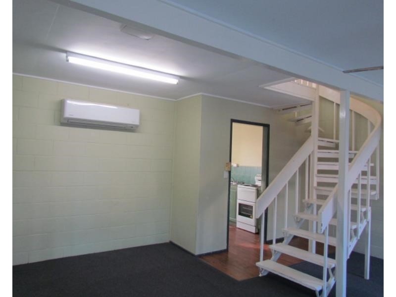1/12 East Gordon Street, Mackay QLD 4740