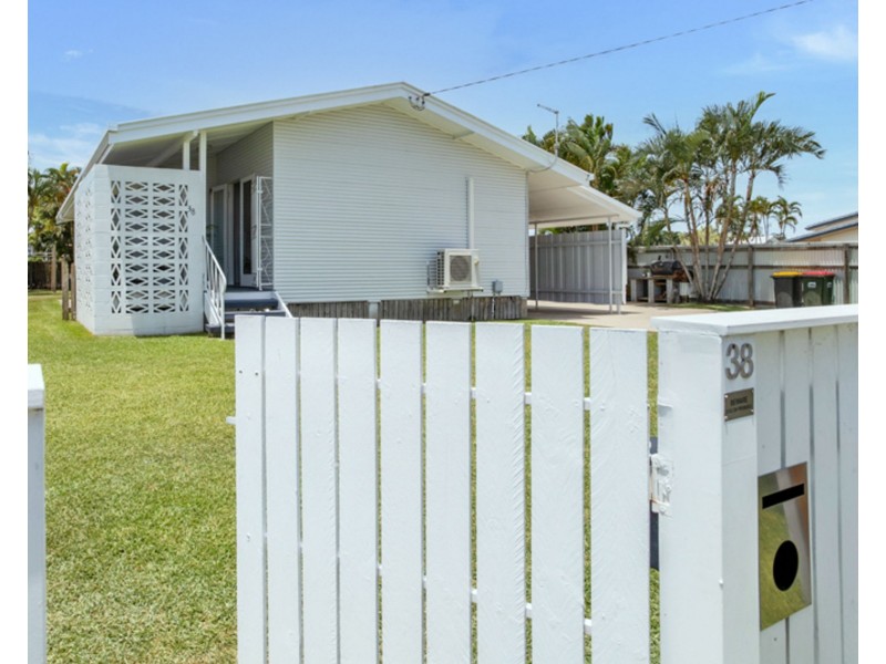 38 McGinn Street, West Mackay QLD 4740