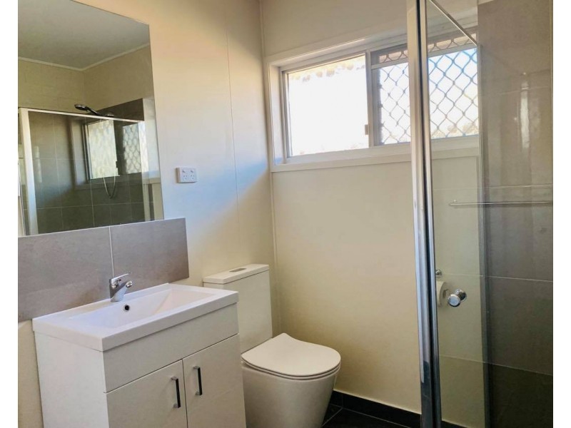 2/68 Bridge Road, South Mackay QLD 4740