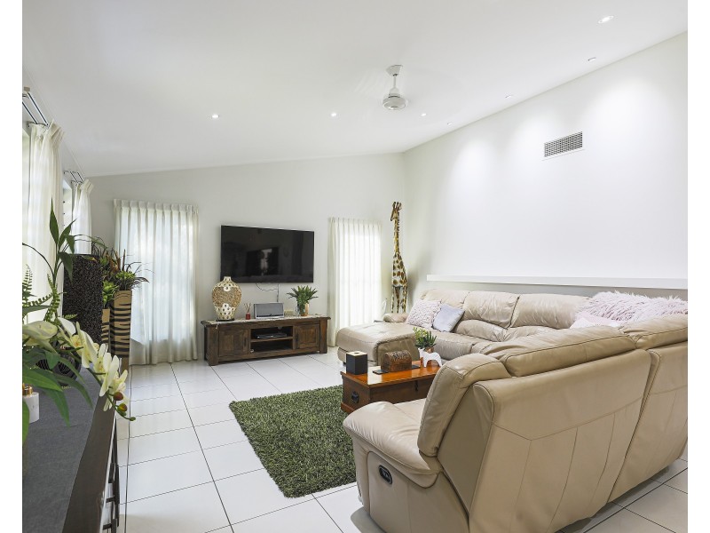 17 Sturt Crescent, Erakala QLD 4740