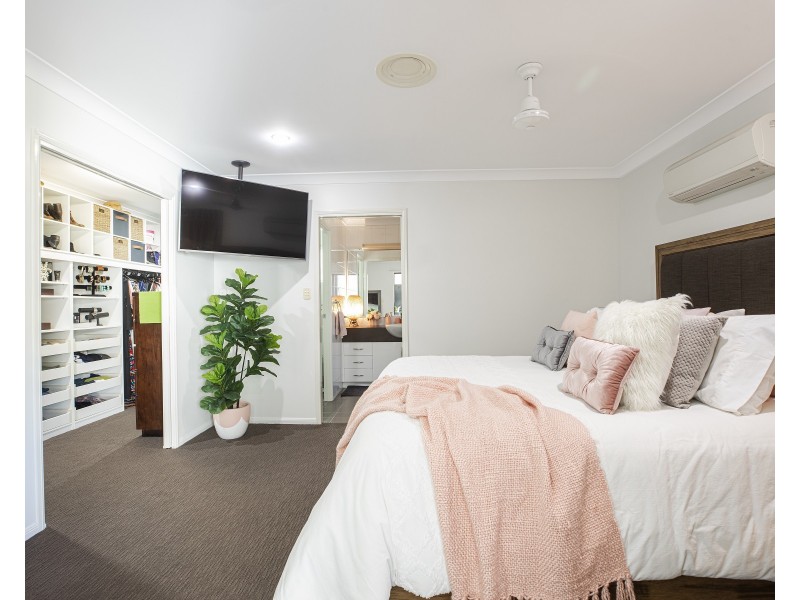 17 Sturt Crescent, Erakala QLD 4740