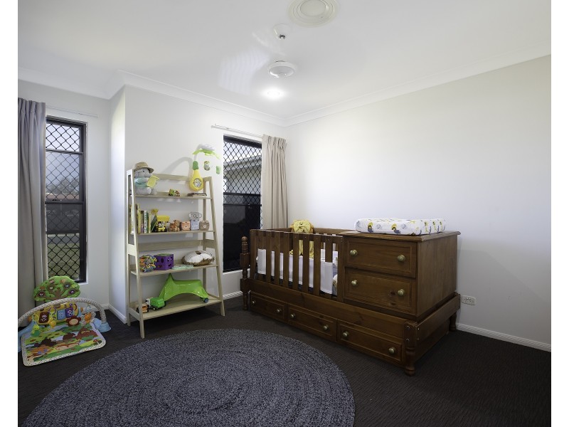 17 Sturt Crescent, Erakala QLD 4740