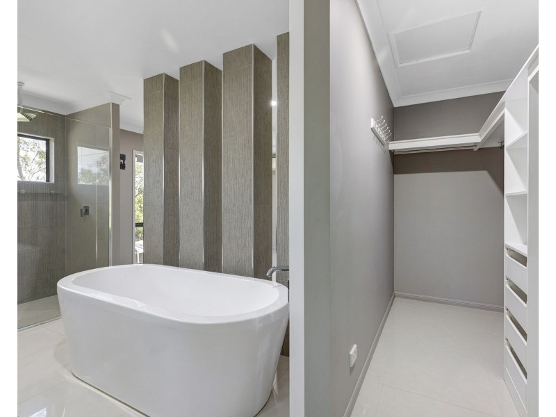 99 Old Rocky Waterholes Road, Greenmount QLD 4751