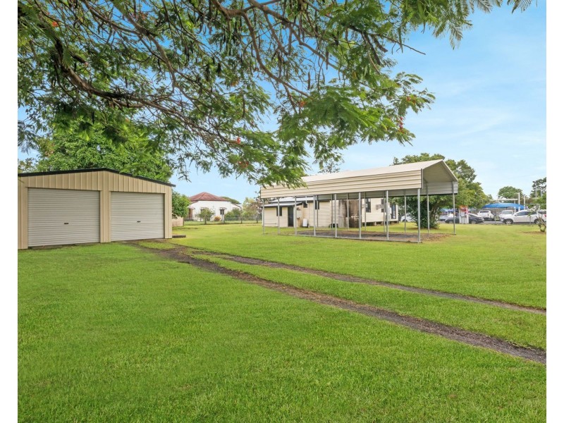 6 Caroline Street, Mirani QLD 4754
