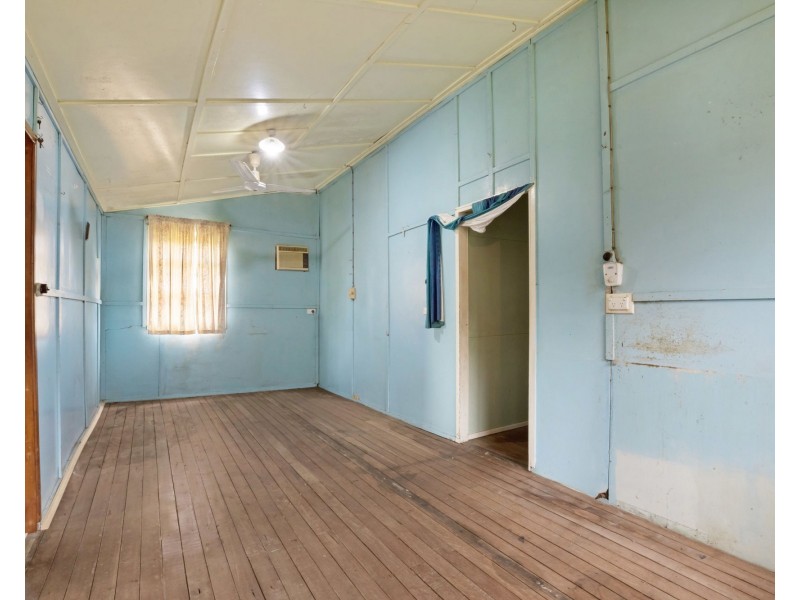 6 Caroline Street, Mirani QLD 4754