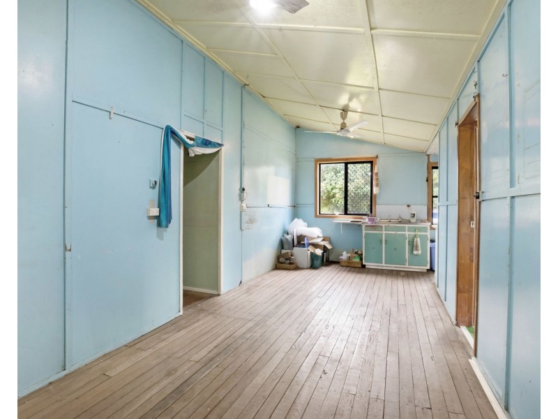 6 Caroline Street, Mirani QLD 4754