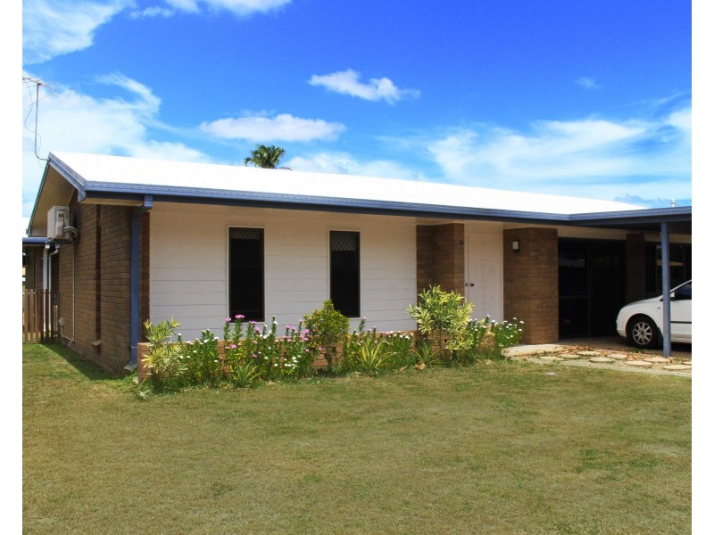 7 Downing Street, Ooralea QLD 4740