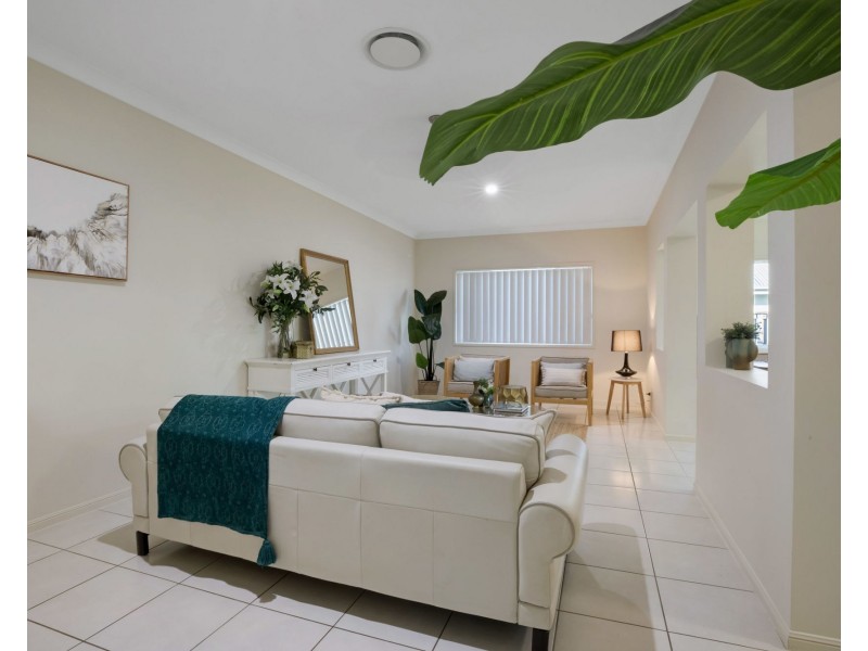37 Coogee Terrace, Blacks Beach QLD 4740
