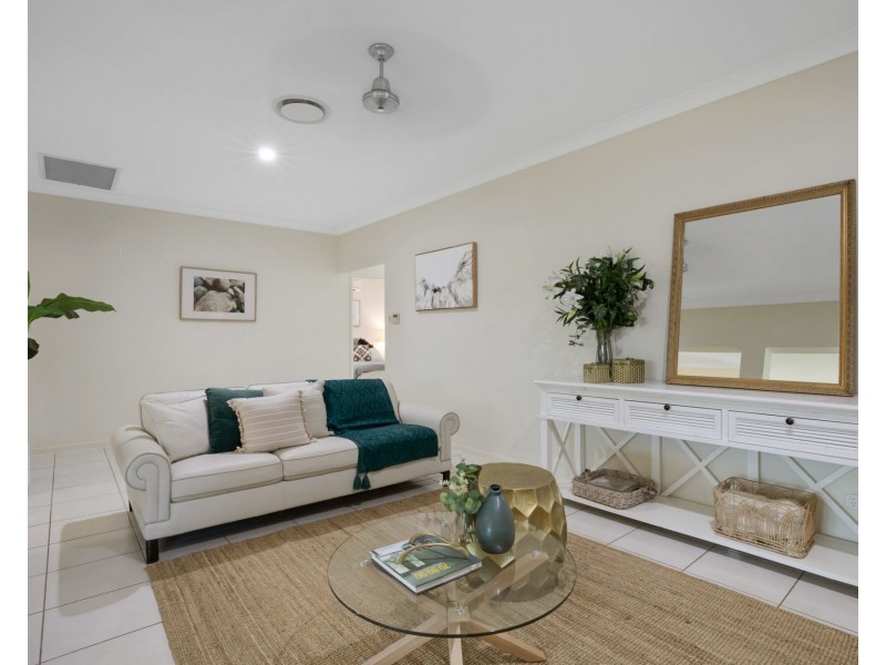 37 Coogee Terrace, Blacks Beach QLD 4740