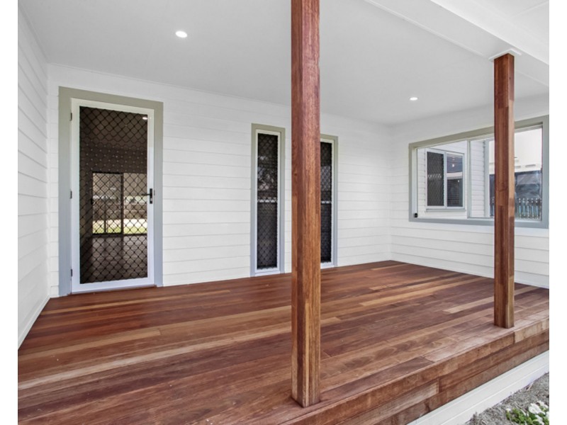 31 Smith Street, West Mackay QLD 4740