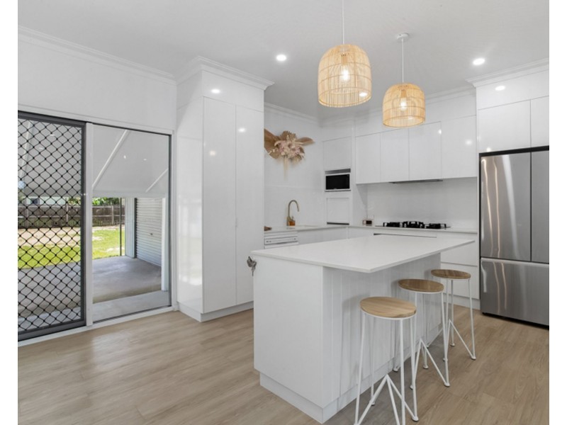 31 Smith Street, West Mackay QLD 4740