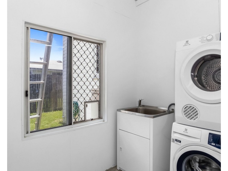 31 Smith Street, West Mackay QLD 4740