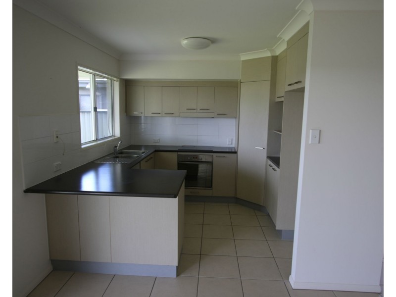 14 Amelia Drive, Mirani QLD 4754