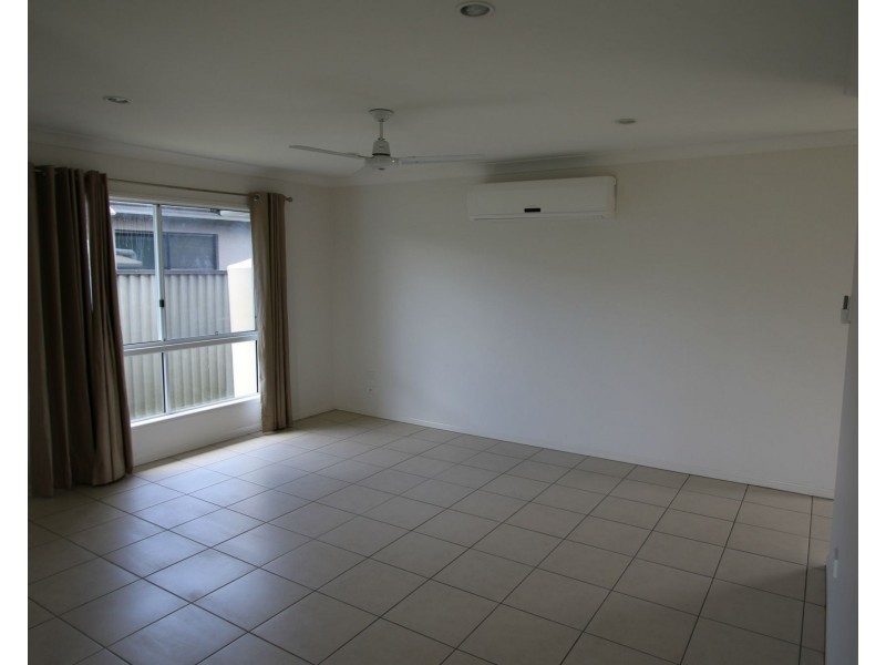 14 Amelia Drive, Mirani QLD 4754