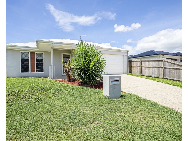 9 Somerset Drive, Andergrove QLD 4740