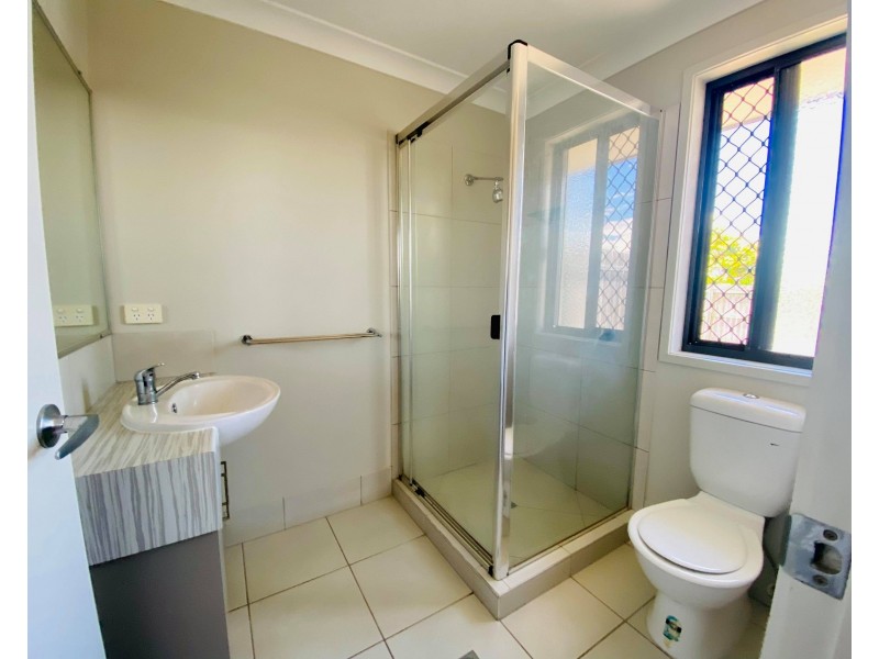 2 Nives St, Mirani QLD 4754