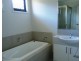 2H Mansfield Drive, Beaconsfield QLD 4740