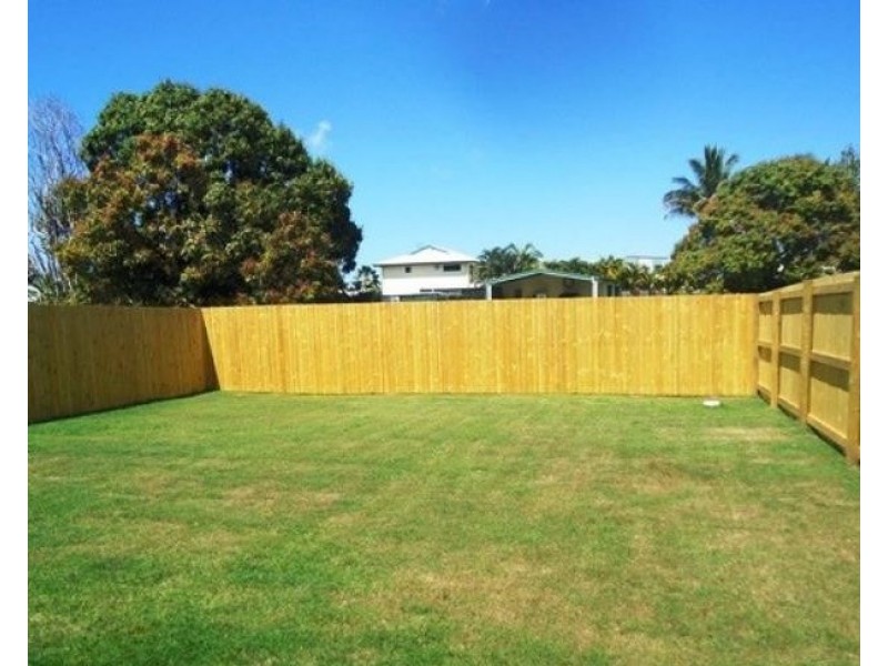 2H Mansfield Drive, Beaconsfield QLD 4740