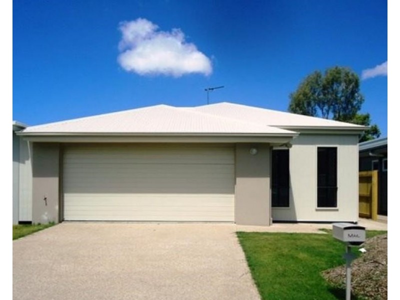 2H Mansfield Drive, Beaconsfield QLD 4740