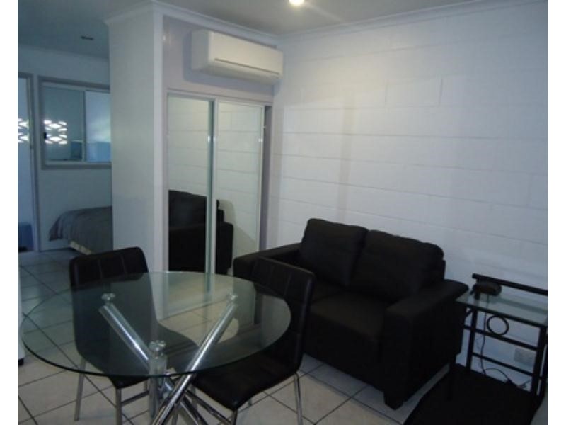 10B Blue Pacific Village, 26 Bourke Street, Blacks Beach QLD 4740