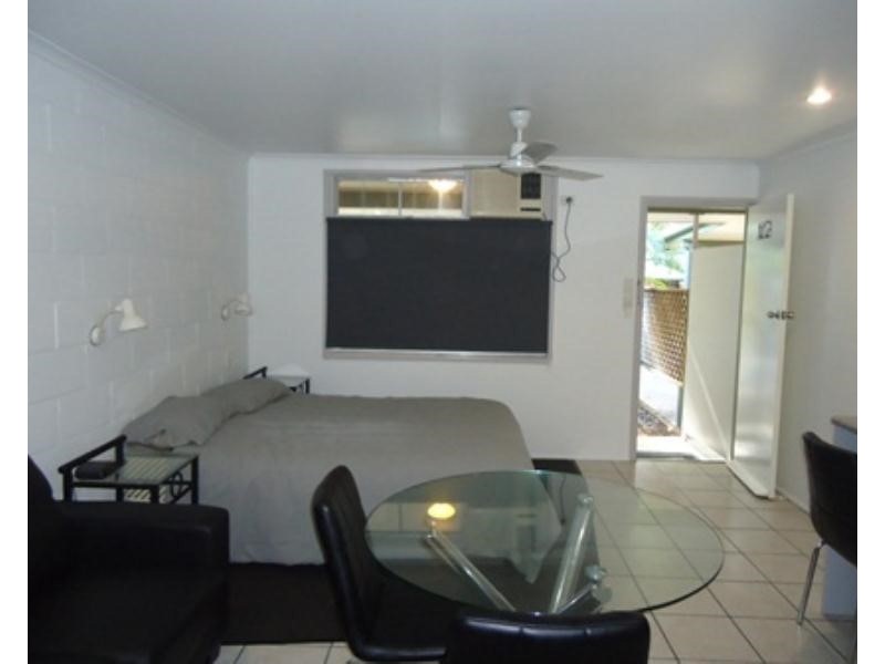 10B Blue Pacific Village, 26 Bourke Street, Blacks Beach QLD 4740