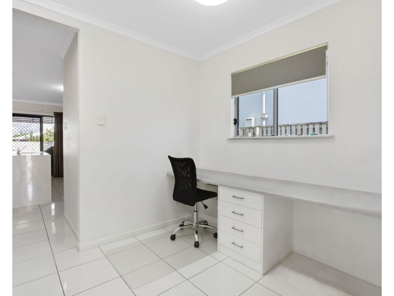 12 Surrey Court, Ooralea QLD 4740