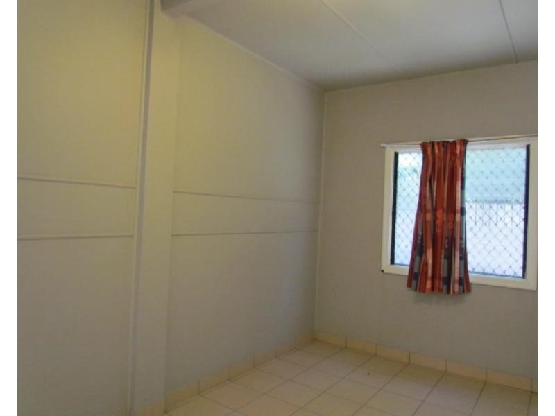 2/32 Marsh Street, East Mackay QLD 4740