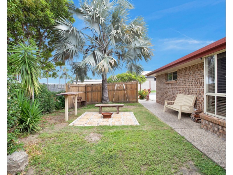 11 Sharp Street, Rural View QLD 4740