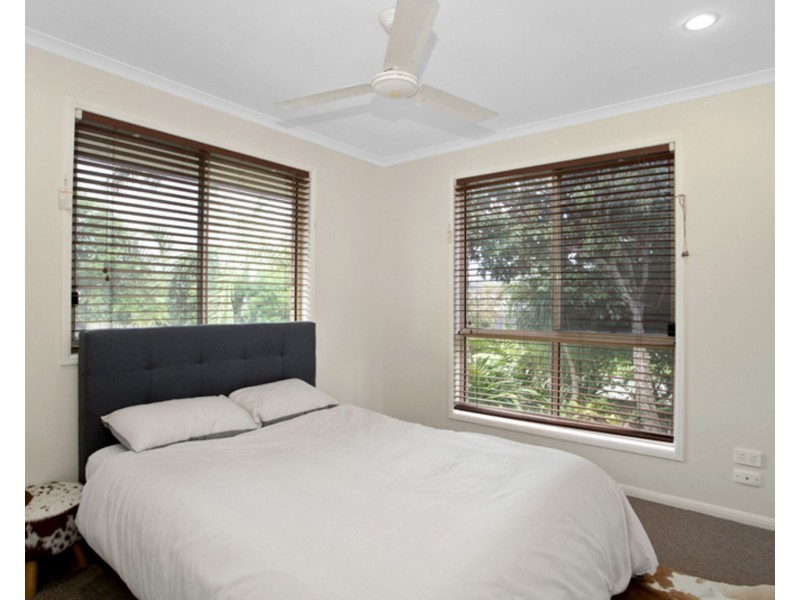11 Sharp Street, Rural View QLD 4740