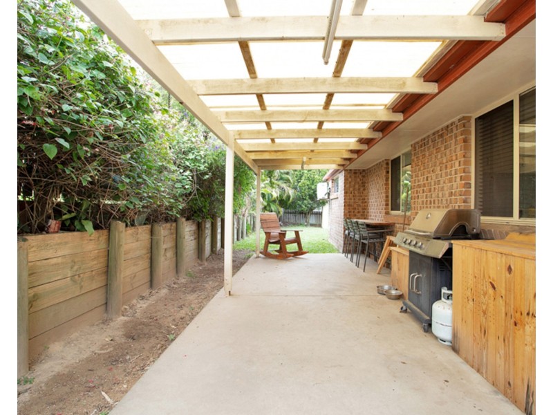 11 Sharp Street, Rural View QLD 4740