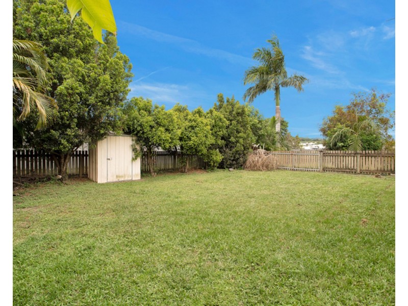 11 Sharp Street, Rural View QLD 4740