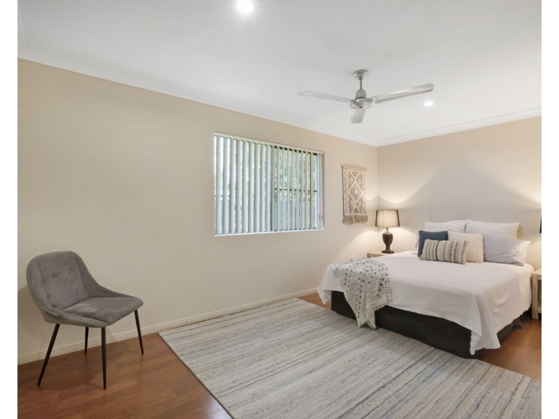 8 Monash Way, Ooralea QLD 4740