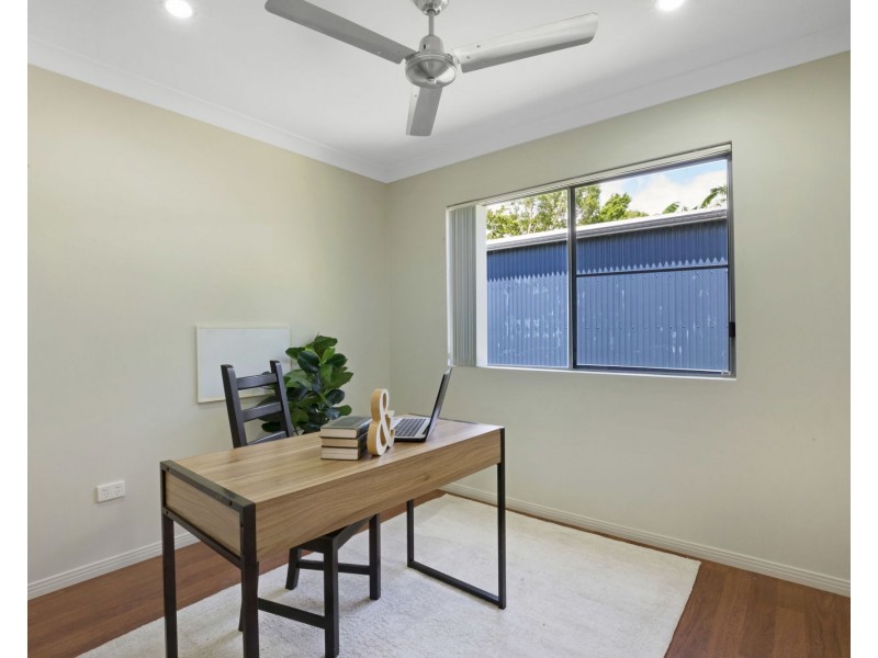 8 Monash Way, Ooralea QLD 4740