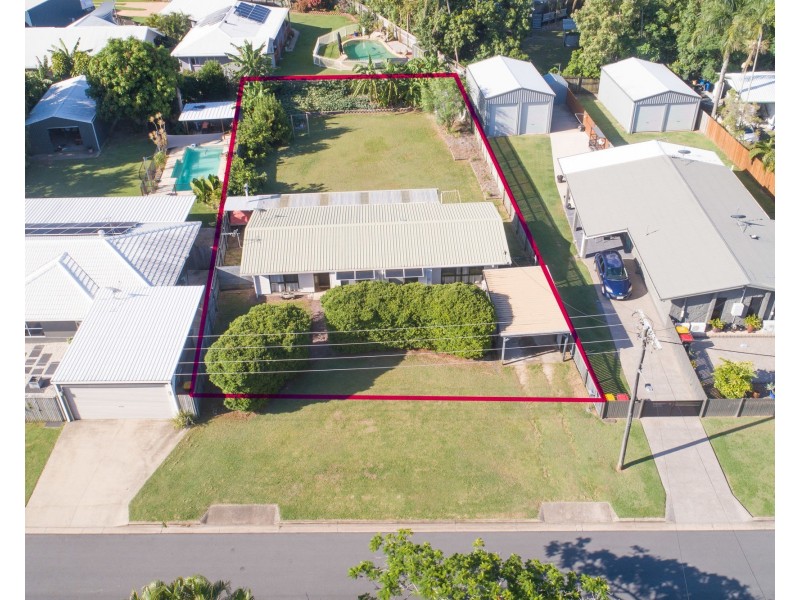 9 Gentle Avenue, Bucasia QLD 4750