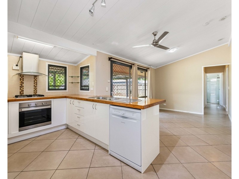 9 Gentle Avenue, Bucasia QLD 4750
