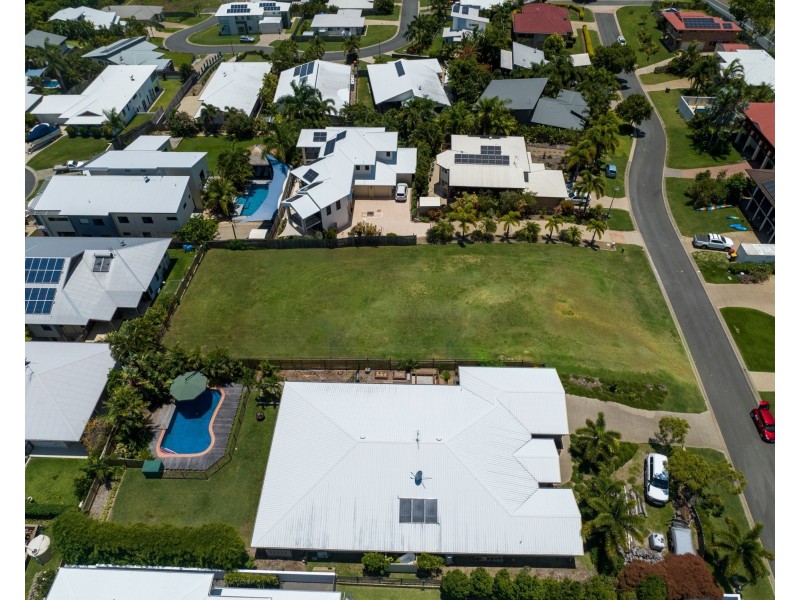 9 Coral Ridge Drive, Eimeo QLD 4740
