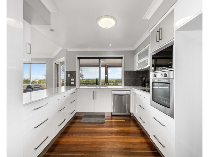 15 Roy Court, Glenella QLD 4740