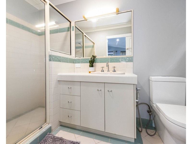 15 Roy Court, Glenella QLD 4740