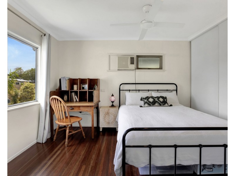 32 Daniel Street, North Mackay QLD 4740