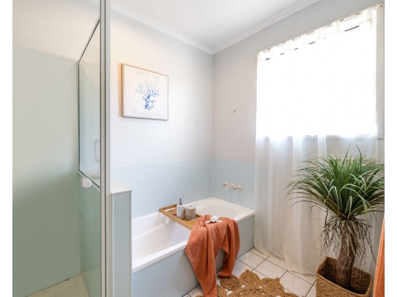 1/286 Bridge Road, West Mackay QLD 4740