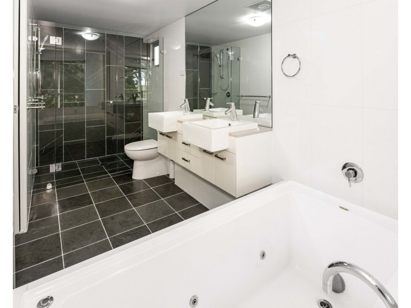 201/2 Nelson Street, Mackay QLD 4740